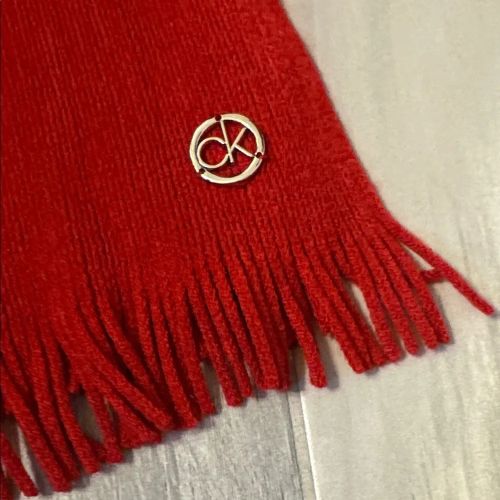 Calvin Klein Bright Red Knit Scarf with Brand Tag Men’s Unisex